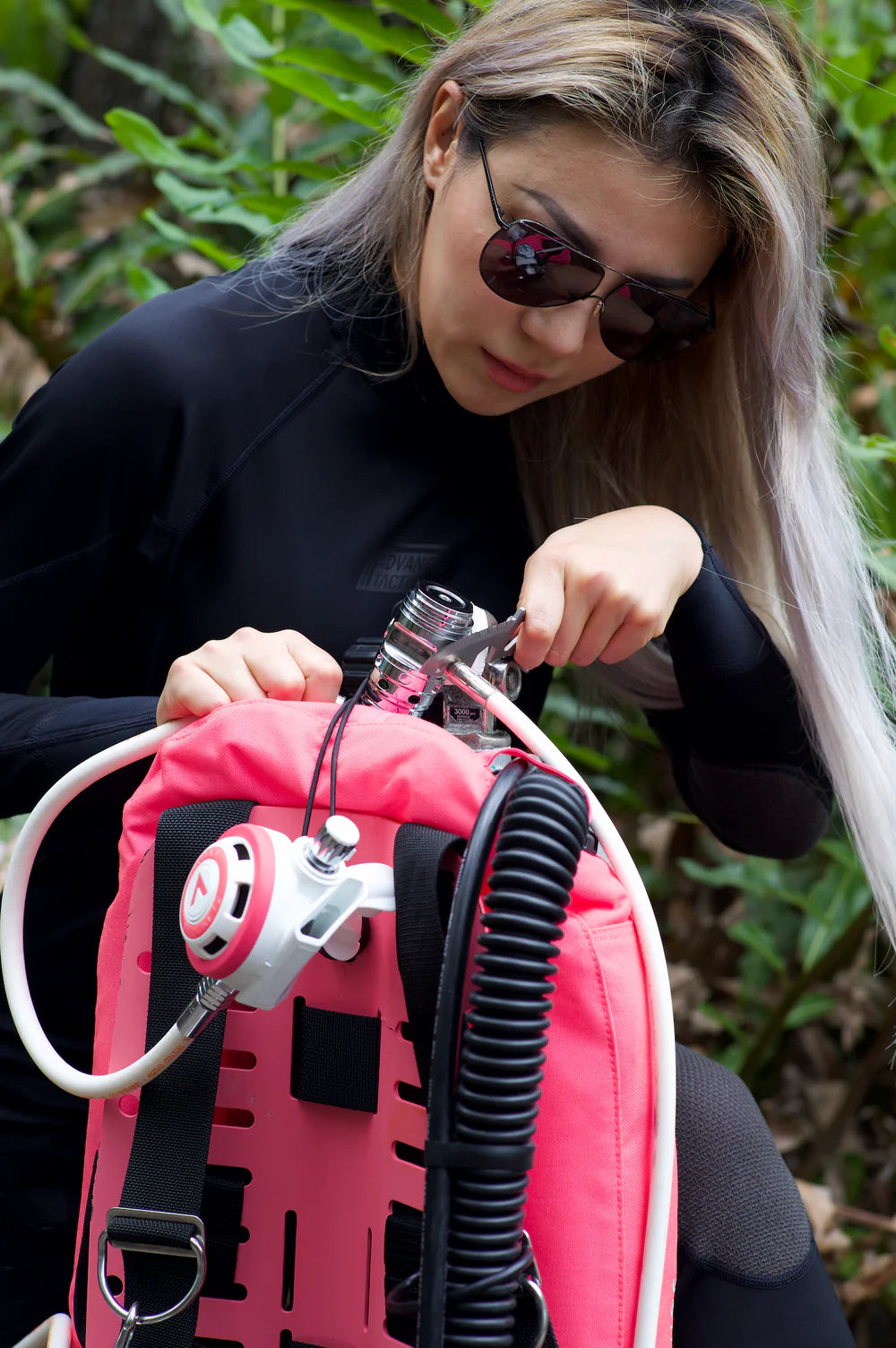Akuana Swift סכין טיטניום זווית 1 | Herodiver
